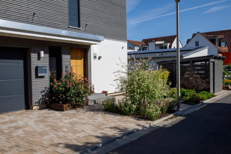 Hauseingang Pflaster